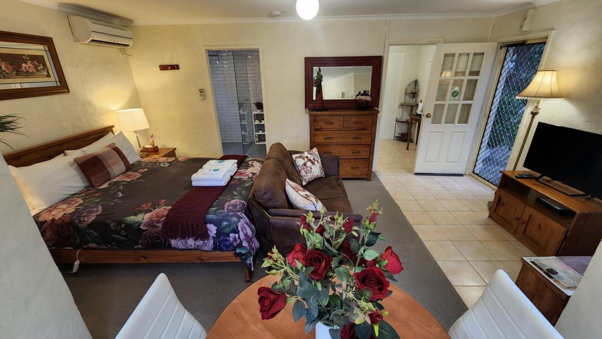 Riesling Trail & Clare Valley Cottages Room photo
