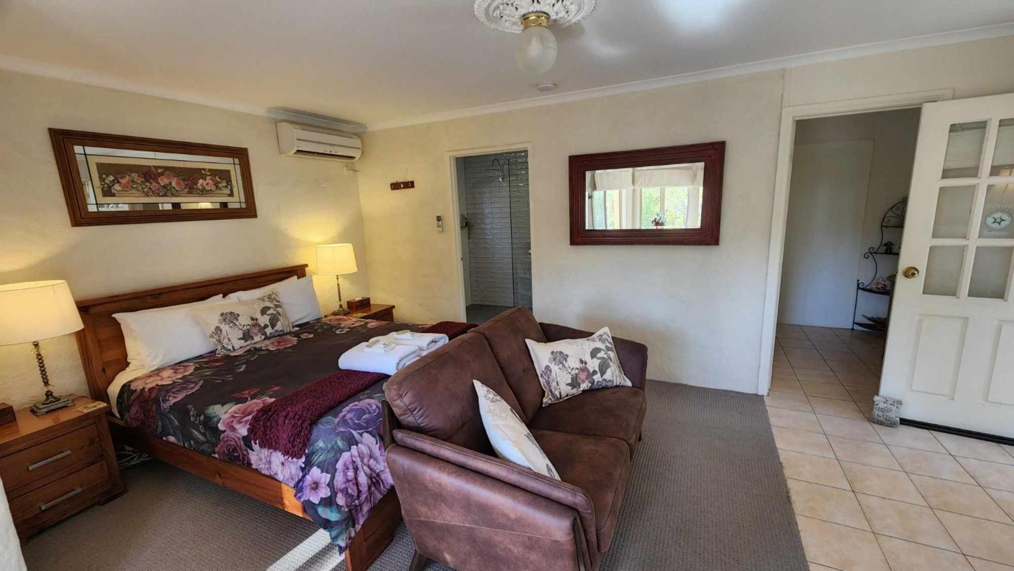 Riesling Trail & Clare Valley Cottages Room photo