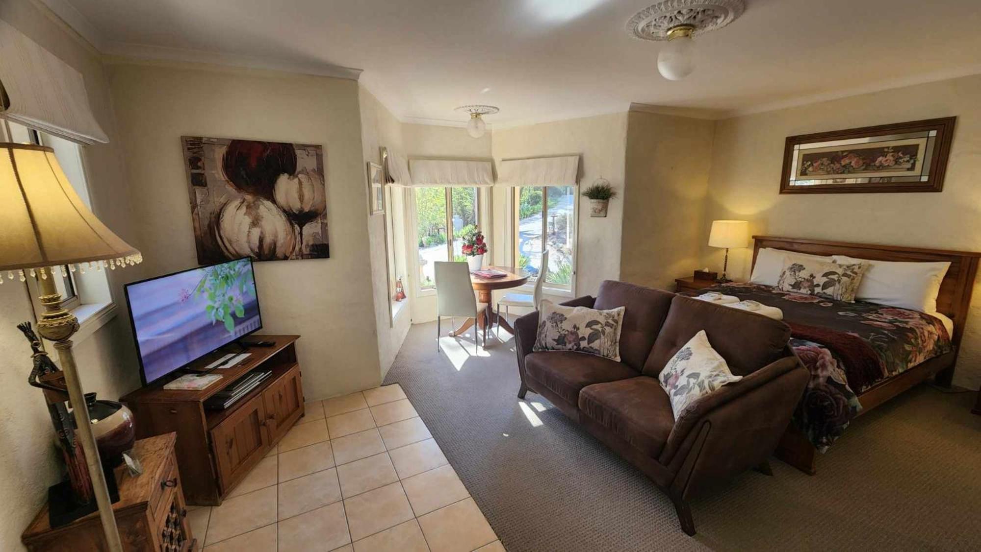 Riesling Trail & Clare Valley Cottages Exterior photo