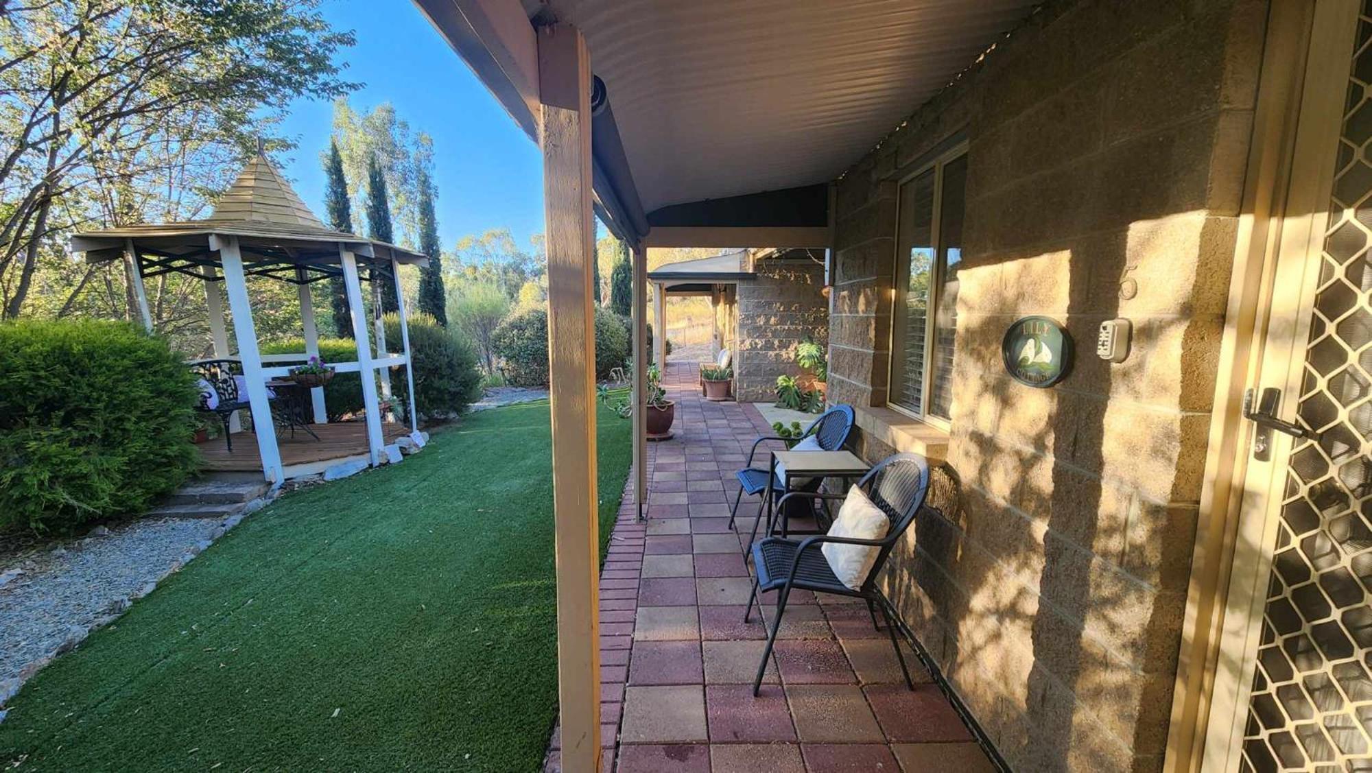 Riesling Trail & Clare Valley Cottages Exterior photo