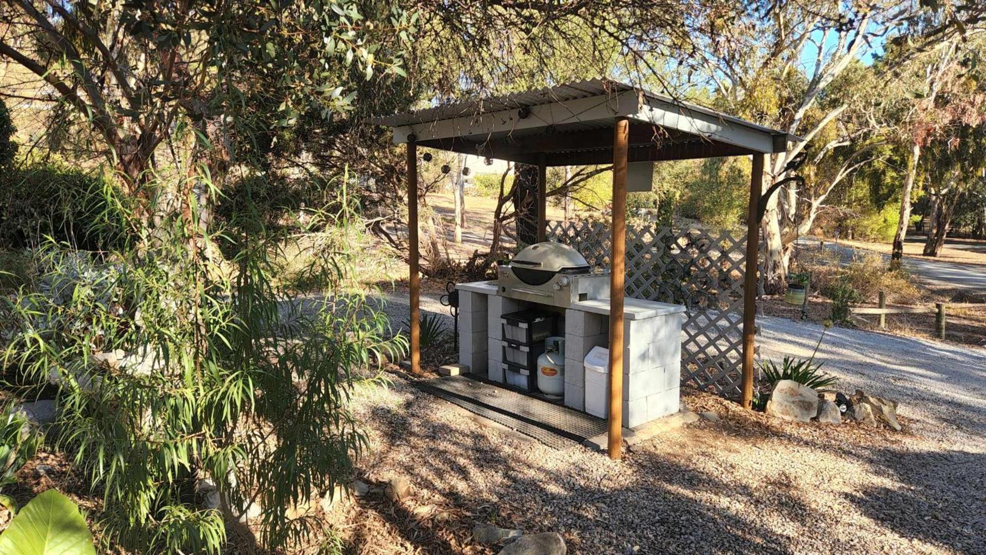Riesling Trail & Clare Valley Cottages Exterior photo