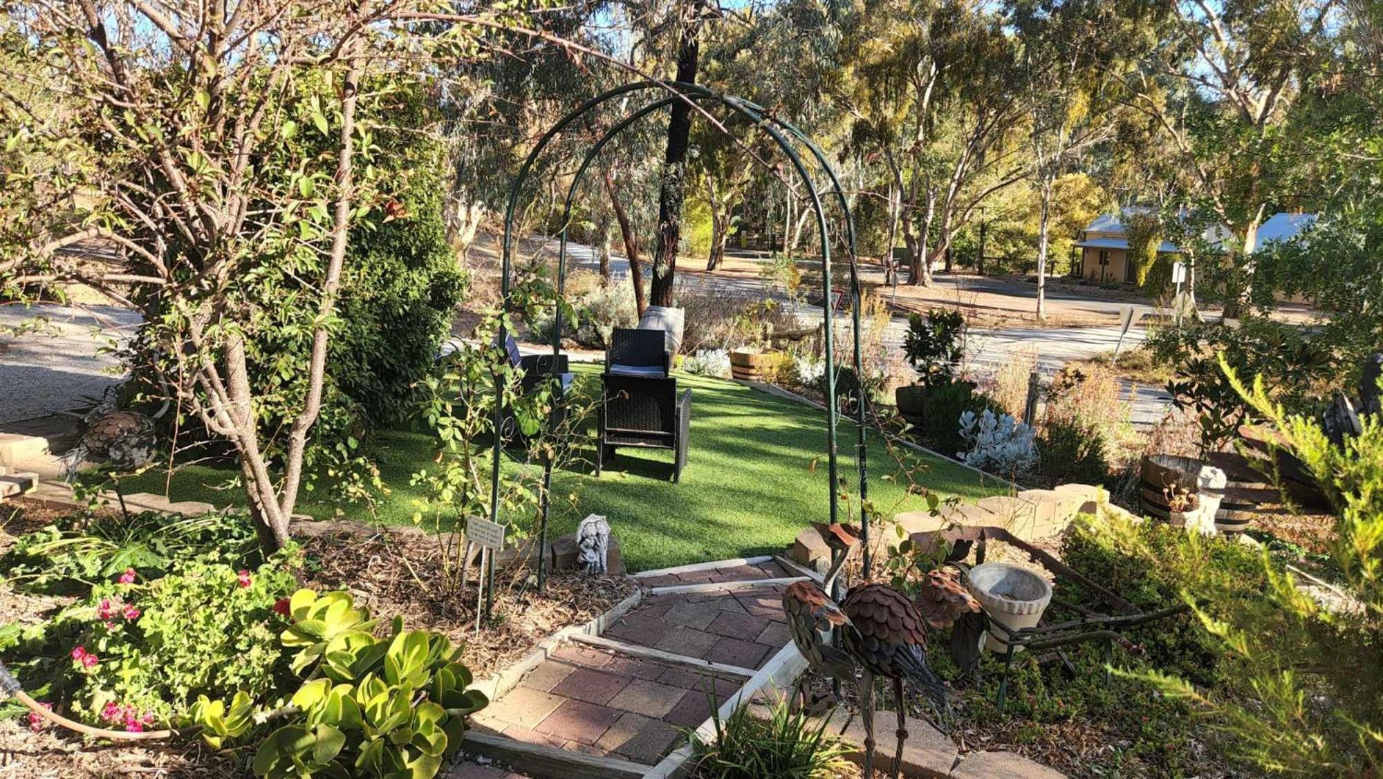 Riesling Trail & Clare Valley Cottages Exterior photo